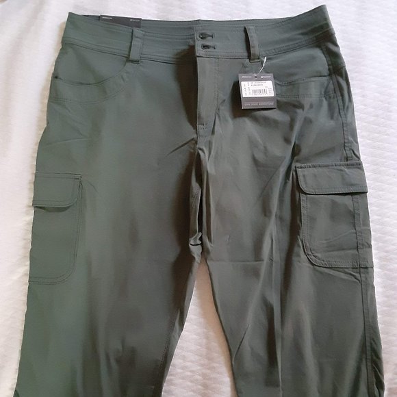 Eddie Bauer Pantacourt Pour Femme Avec Poche Cargo Zippée Latérale - Pantalon De Randonnée Pour Femme Avec Passant De Ceinture - Capri Ripstop, Gris, 36